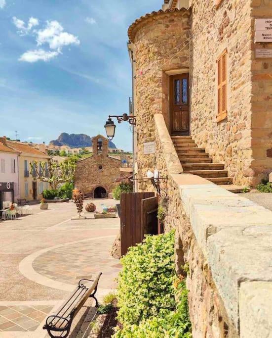 Villa Alisa Avec Piscine Privee Roquebrune-sur-Argens Exterior photo